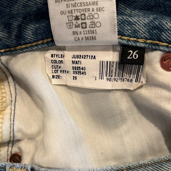 7 for All Mankind Jean Denim Cut Off Light Wash Distressed Skirt NWT Size 26 - Picture 8 of 8